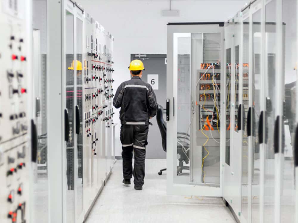 Medium voltage power distribution